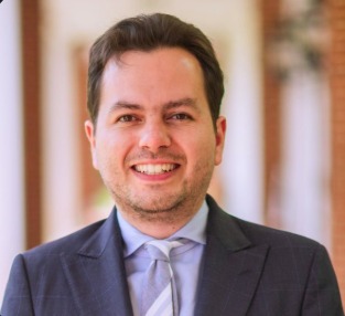 Mtro. José Pablo Cázares Preciado